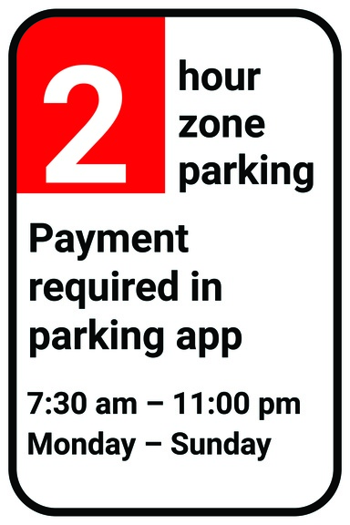 This image shows the enforcement hours, the maximum parking time allowed, and mobile payment information.